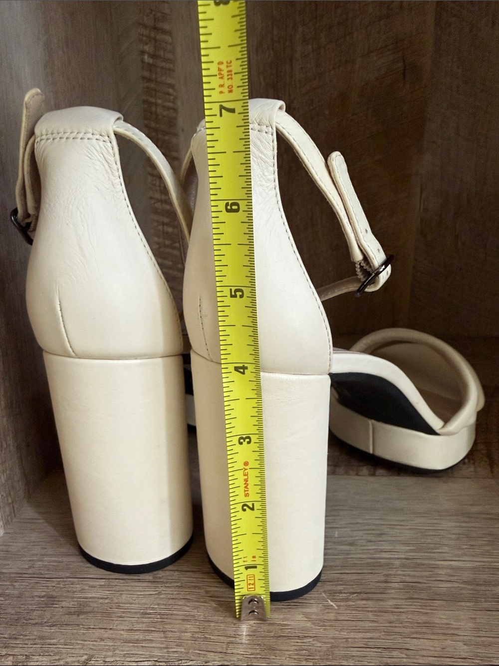 ECCO Elevate Sculpted Sandal Platform - Picture 10 of 15